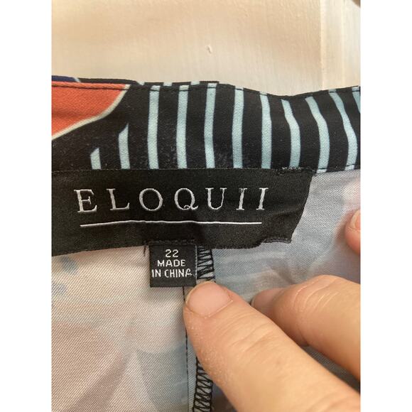 Eloquii Blouse with Flowers & Black & White Stripe‎ Background Size 22 - Picture 2 of 7